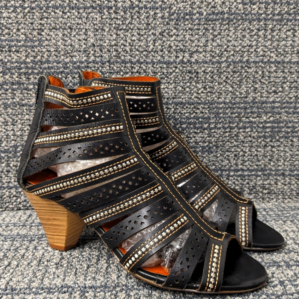 Pikolinos Java Leather Heeled Gladiator Sandals S… - image 1